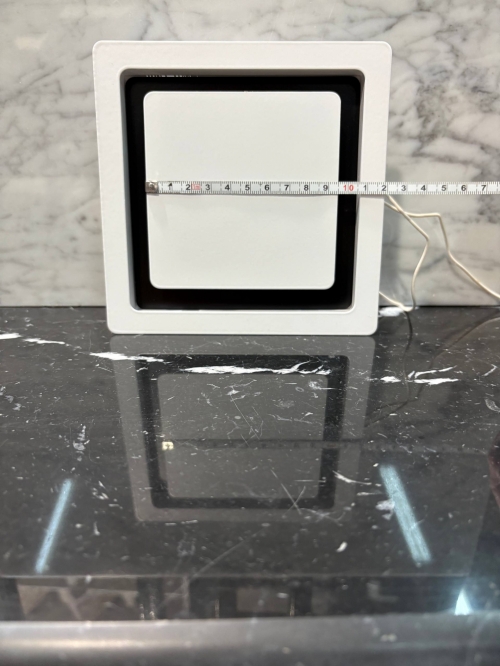 Диффузор на магнитах с вентилятором для потолков ТД100 черно-белый квадратный 100 мм